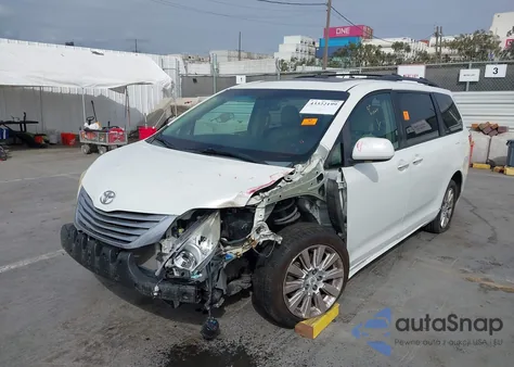 2011 Toyota Sienna Limited from USA, damaged, VIN 5TDDK3DC8BS005593